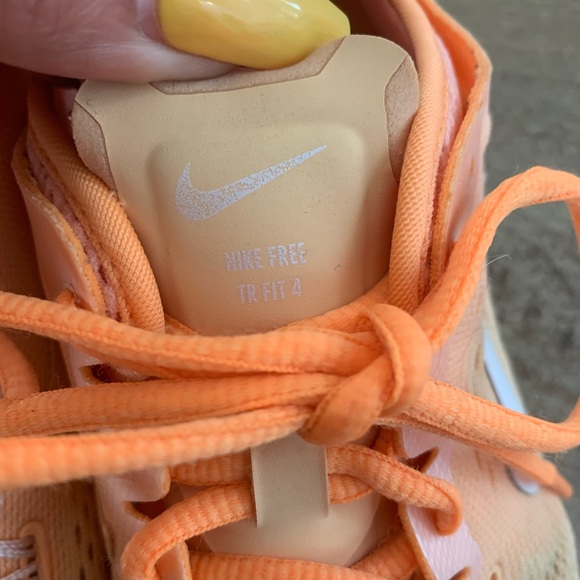 Women’s Nike Free Run - Picture 10 of 12